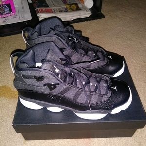 Euc Jordan's size 7 boys